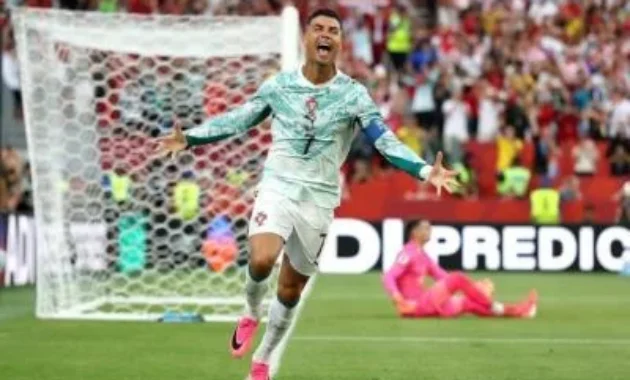 Piala Dunia 2026 Jadi Panggung Terakhir Cristiano Ronaldo, Adik Beri Sinyal Pensiun dari Timnas Portugal Piala Dunia 2026 Jadi Panggung Terakhir Cristiano Ronaldo, Adik Beri Sinyal Pensiun dari Timnas Portugal