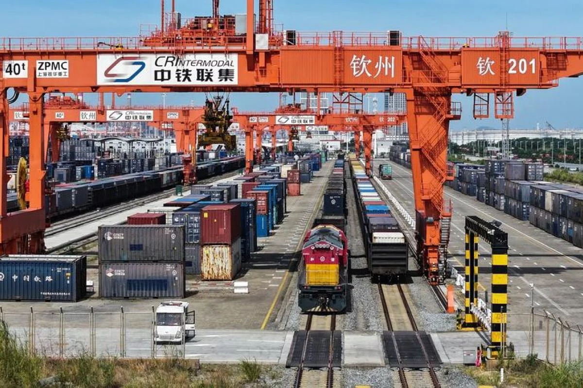 PMI China Memb a ik pada Juni, Tanda Momentum Ekonomi Kian Kuat