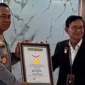 Polda NTT Raih Dua Rekor MURI Lewat Terapi Kesehatan Mental