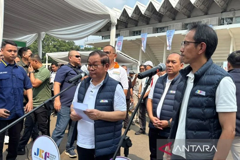 Pramono Sebut Jembatan Gembok Cinta Dibangun Di Atas Sungai Cideng