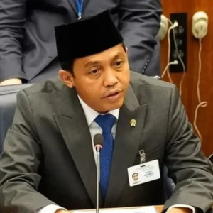 Raja Juli Ungkap Kronologi Pertemuan dengan Bupati Kuansing