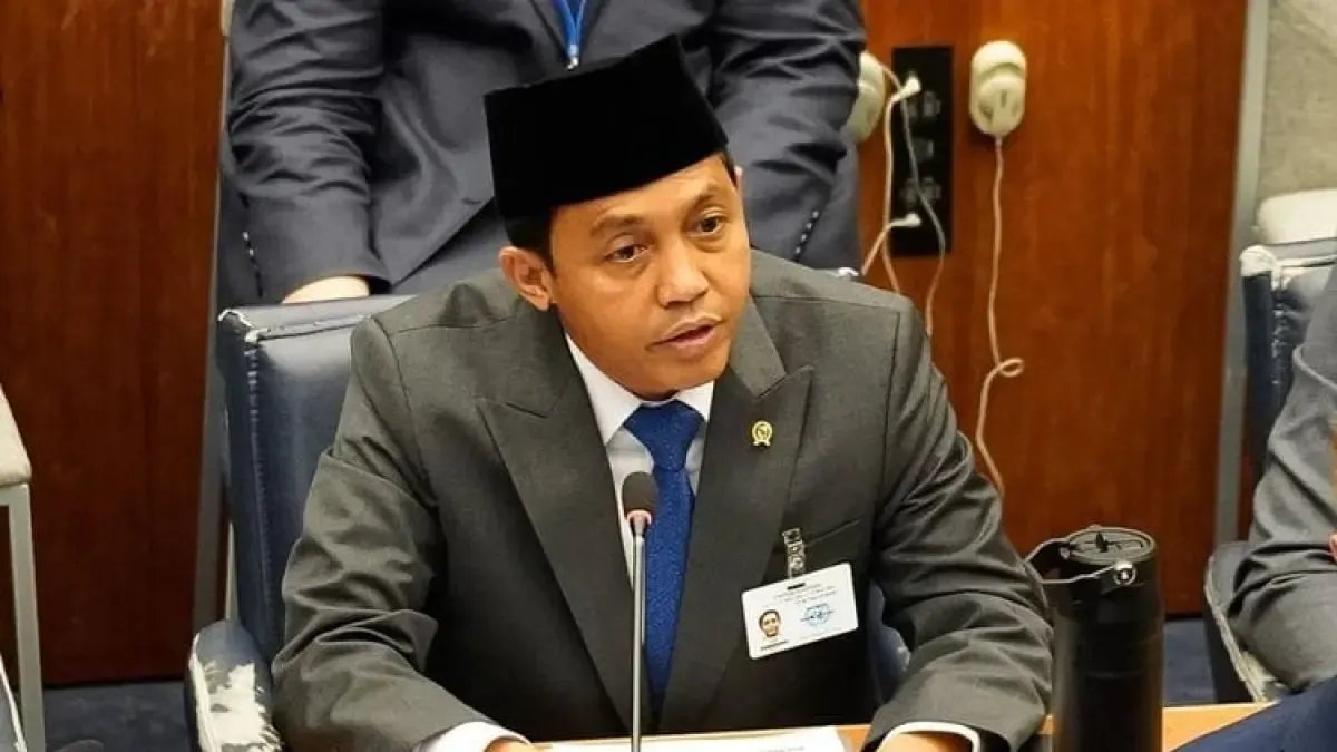 Raja Juli Ungkap Kronologi Pertemuan dengan Bupati Kuansing