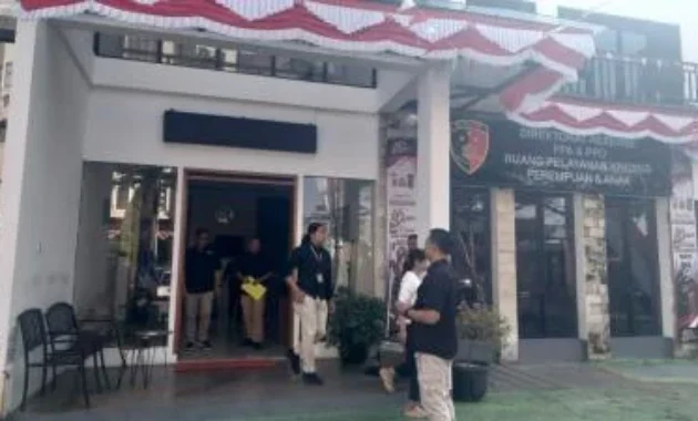 Rekonstruksi Kasus Penganiayaan Taufik Hidayat di Polda Jabar Digelar Tertutup Rekonstruksi Kasus Penganiayaan Taufik Hidayat di Polda Jabar Digelar Tertutup