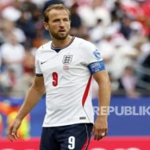 Rooney Puji Kane Sebagai Pahlawan Inggris Tapi Soroti Lubang Besar Yang Ancam The Three Lions
