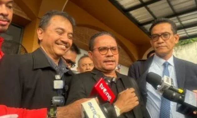 Roy Suryo Optimistis Praperadilan Dikabulkan, Ahli Polda Metro Dilihat Menguntungkan Roy Suryo Optimistis Praperadilan Dikabulkan, Ahli Polda Metro Dilihat Menguntungkan