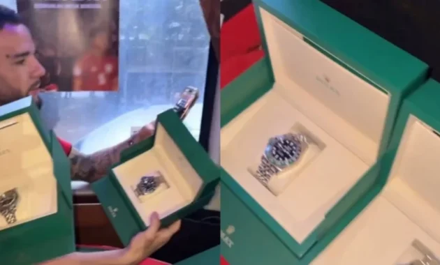 Timnas Meksiko Kembalikan Jam Tangan Rolex Senilai 1 Juta Dolar AS di Piala Dunia 2026 Timnas Meksiko Kembalikan Jam Tangan Rolex Senilai 1 Juta Dolar AS di Piala Dunia 2026