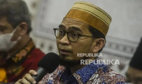 Ustadz Adi Hidayat Ungkap Rahasia Tetap Tenang Saat Dihina dan Diuji
