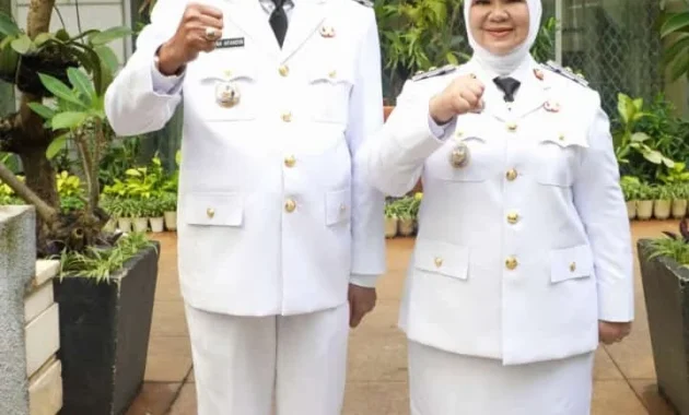 Wakil Bupati Langkat Tiorita Surbakti Menangis Setelah Bupati Syah Afandin Ditangkap KPK