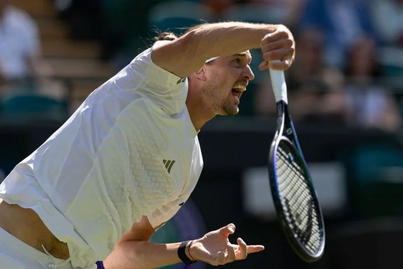 Zverev Melenggang Mulus ke Babak Ketiga Wimbledon